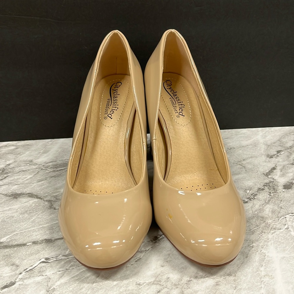 Nude heels